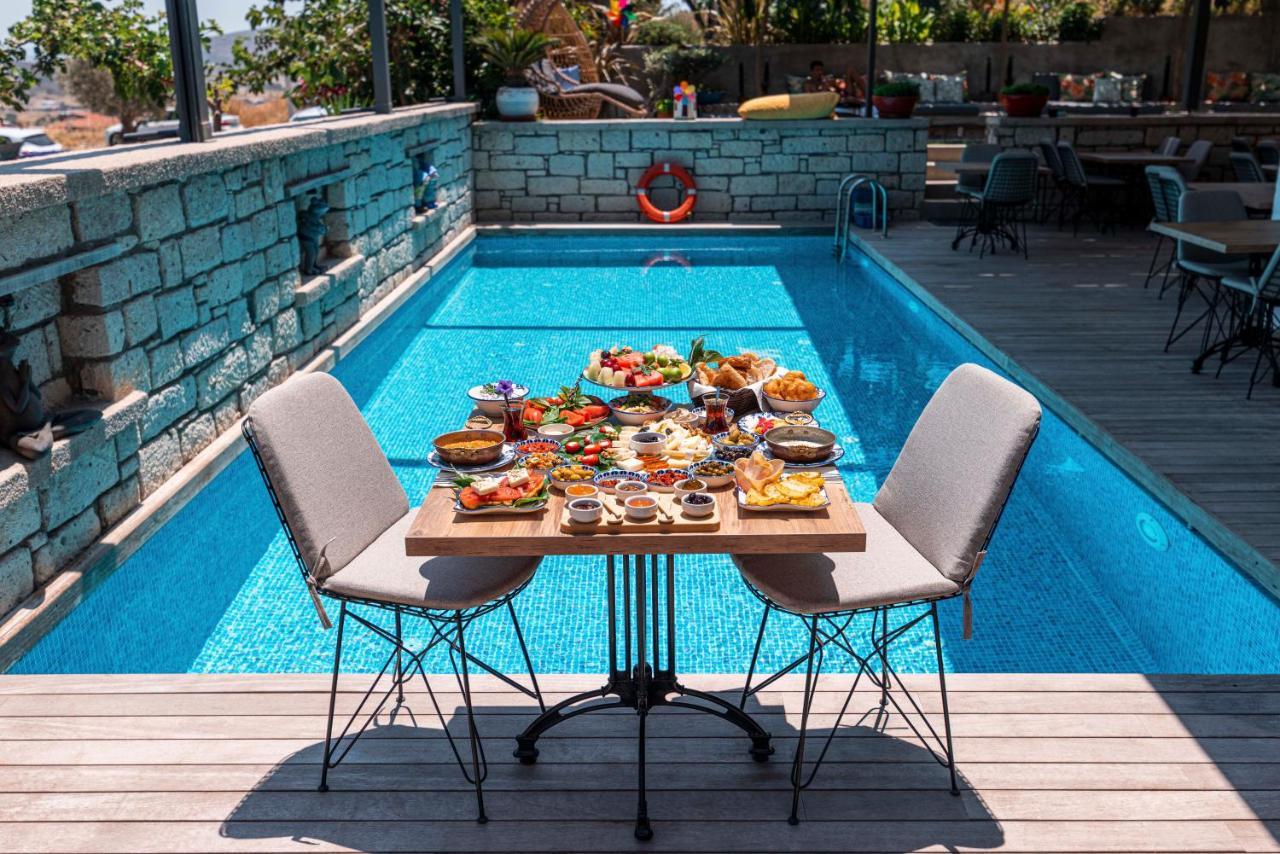 Yerli อาเลอเจอติ ภายนอก รูปภาพ